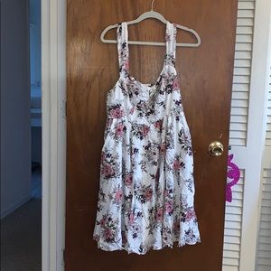 Floral summer dress.